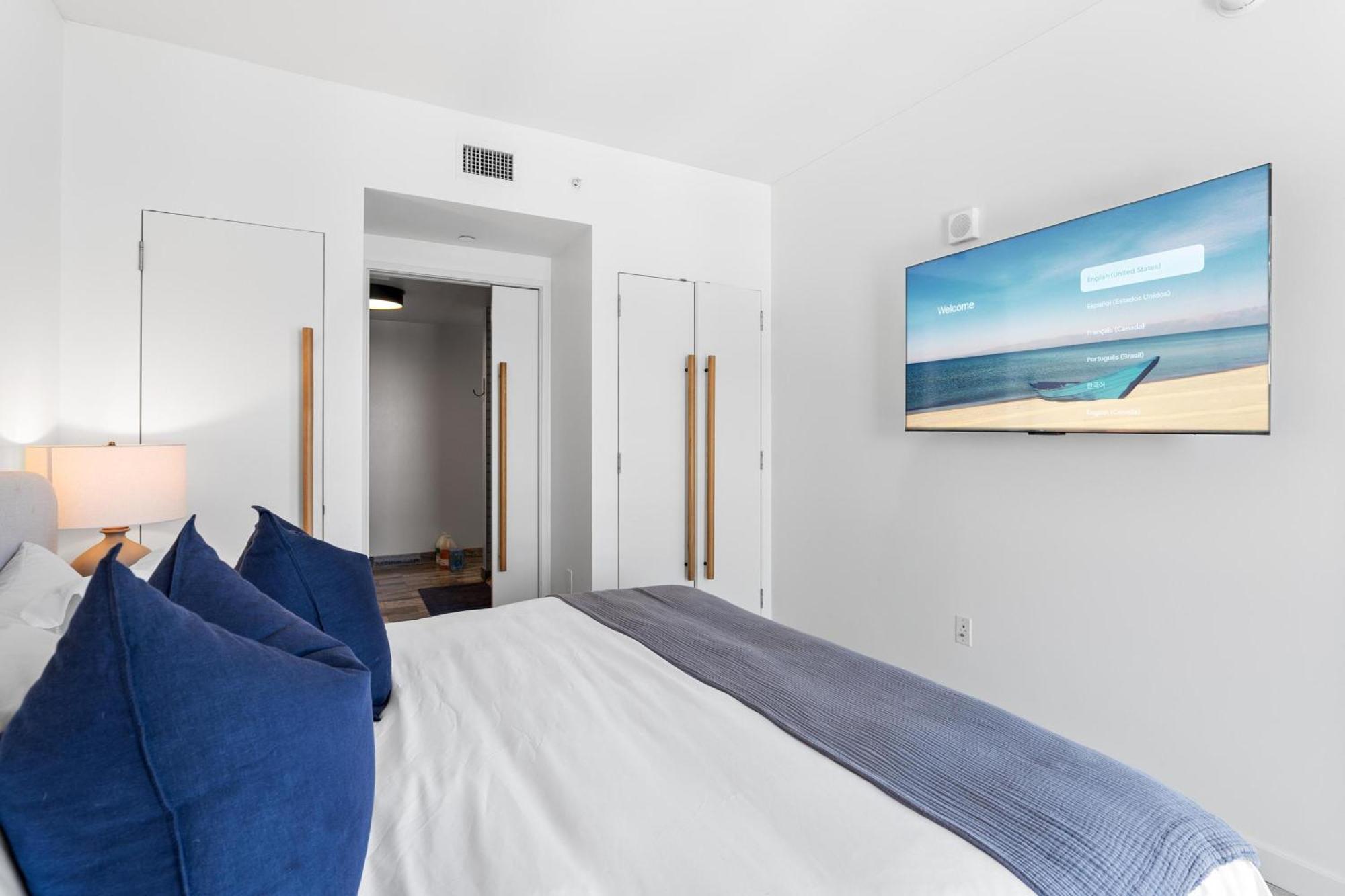 Rooftop Pool Modern 2br, 2ba - Panoramic Hollywood Views Apartamento Los Angeles